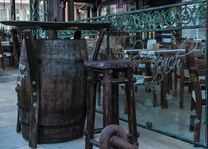 Family Berlin Готель Светий Влас