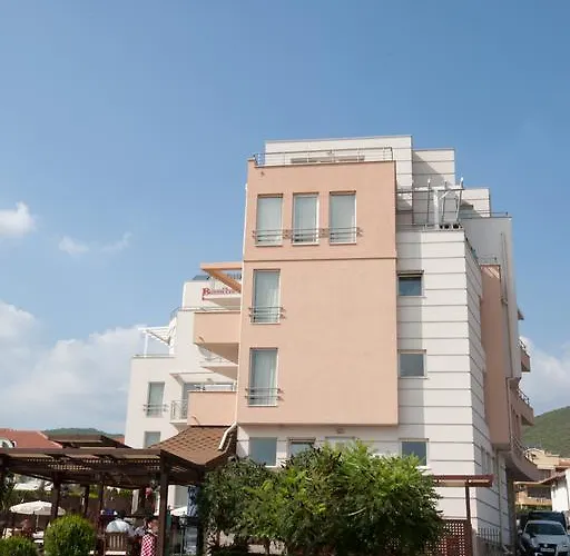 Готель Family Berlin 3*