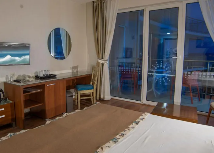 Family Berlin 3* Светий Влас