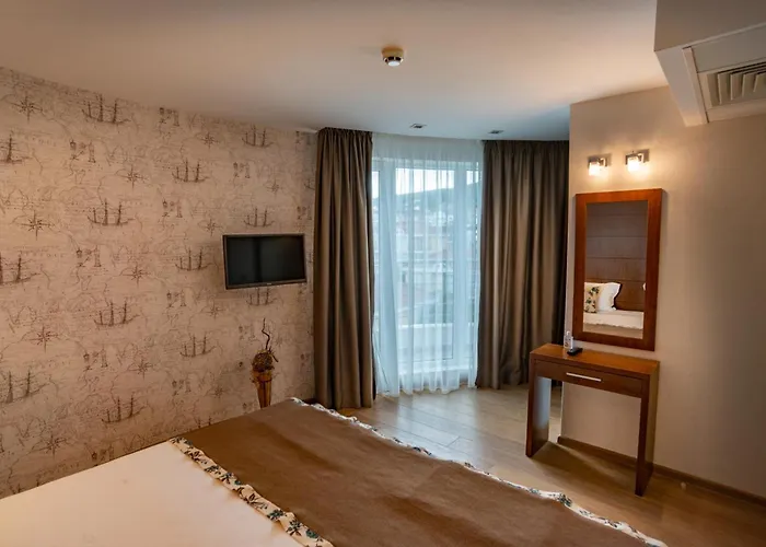 Family Berlin 3* Светий Влас