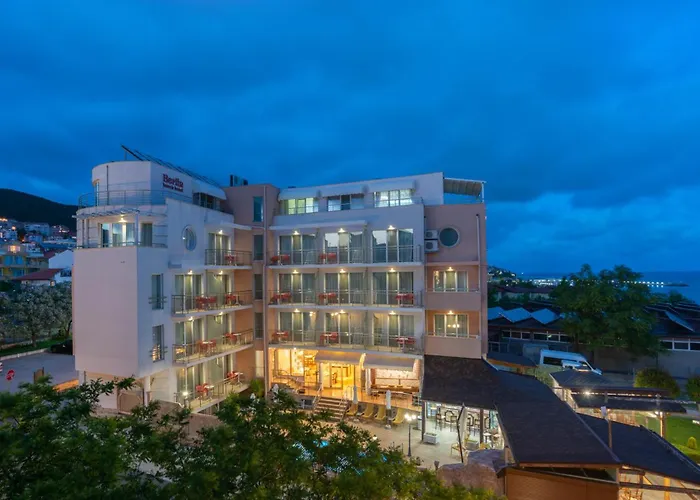 Family Berlin 호텔 3*