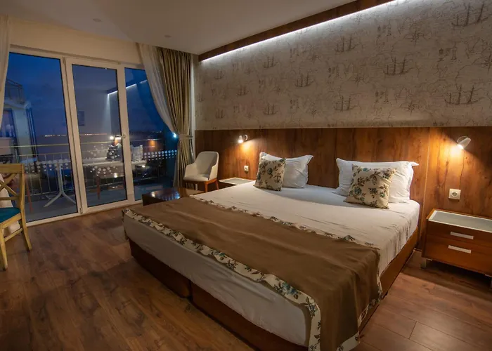 Hotel Family Berlin 3*